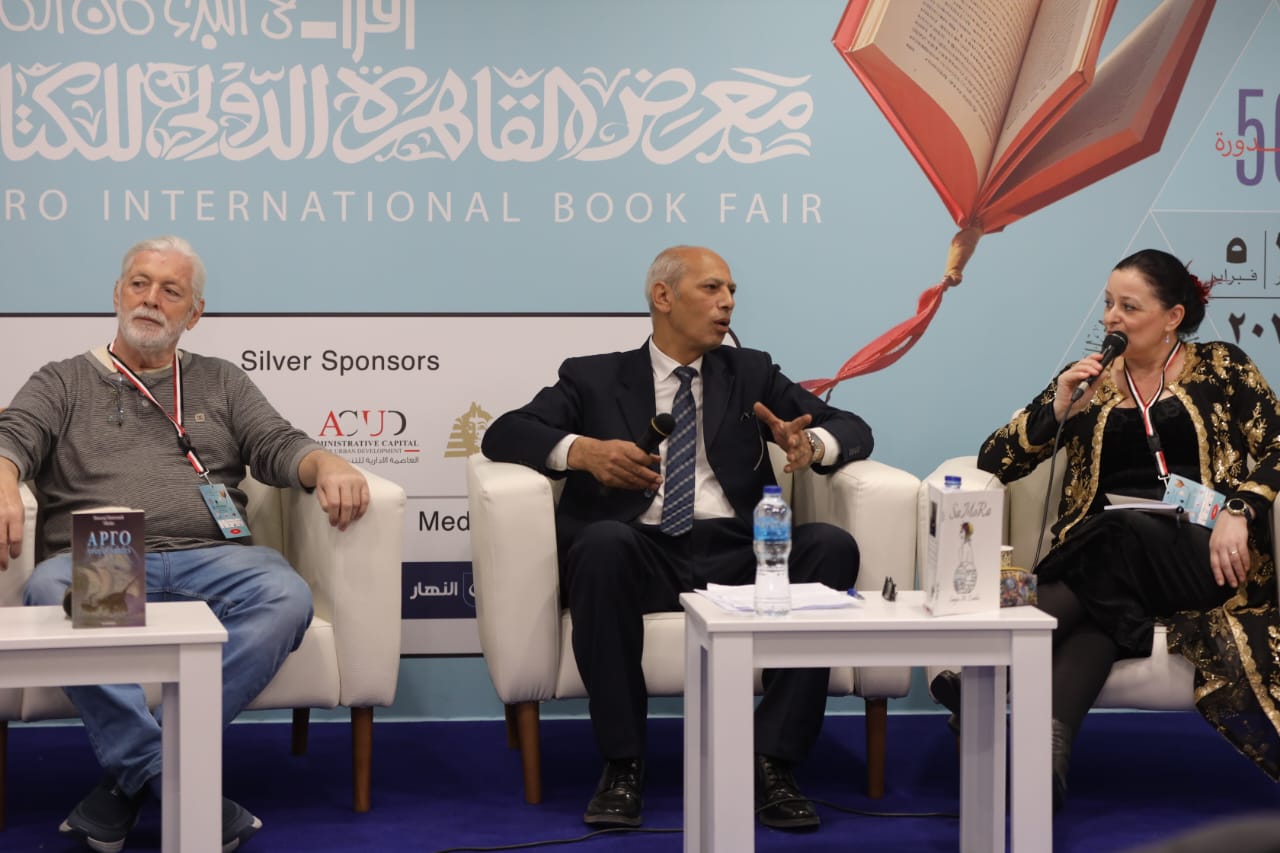 الشعر الآن.. مشكلات ومساءلات.. معرض الكتاب يجمع شاعرين من إنجلترا وكندا